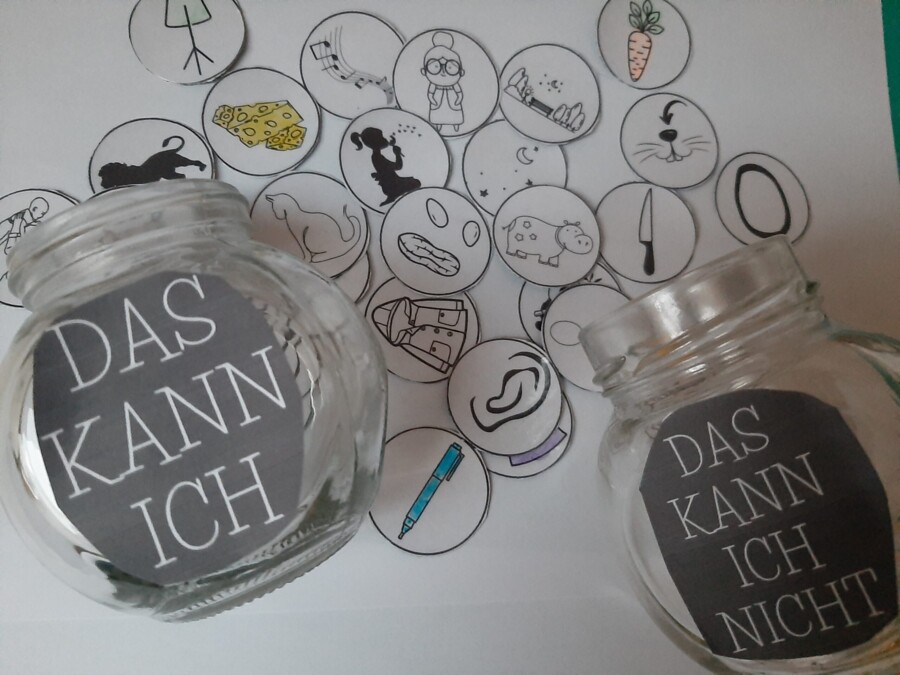 Mein Wörterbuch - cz.II. - SŁOIK SŁÓWEK - Gra do nauki i utrwalenia słówek klasy 1-4 z języka niemieckiego. Wklejka do zeszytu.