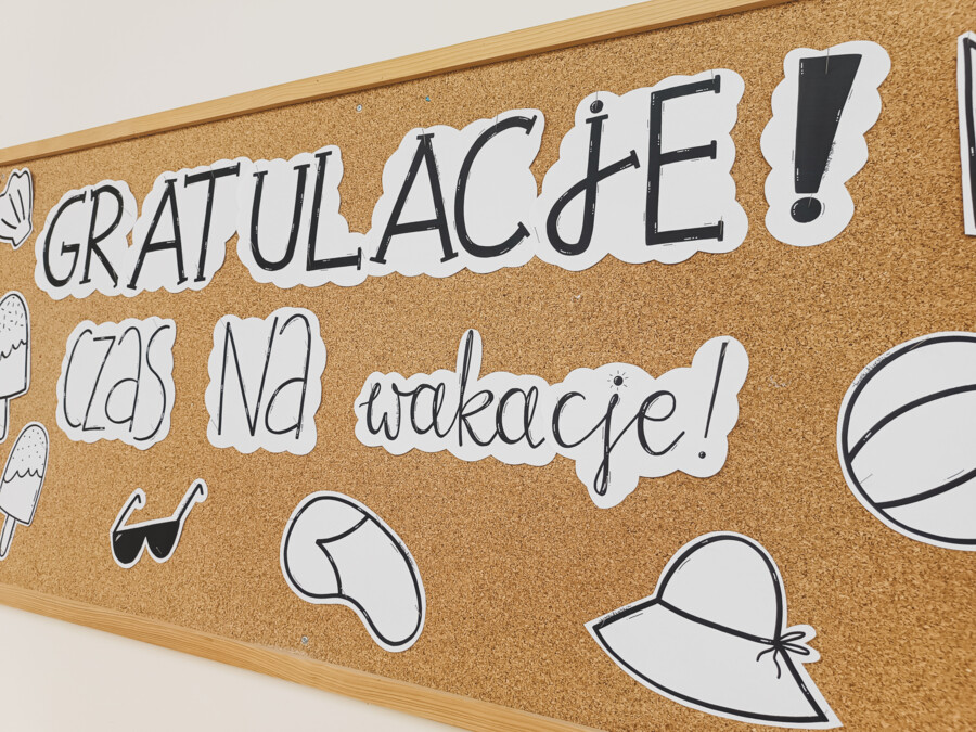 GAZETKA - "Gratulacje! Czas na wakacje!"