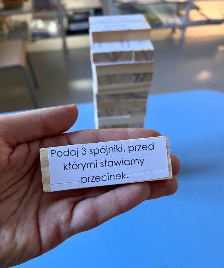 Pytania na koniec klasy 6 - różne - gra