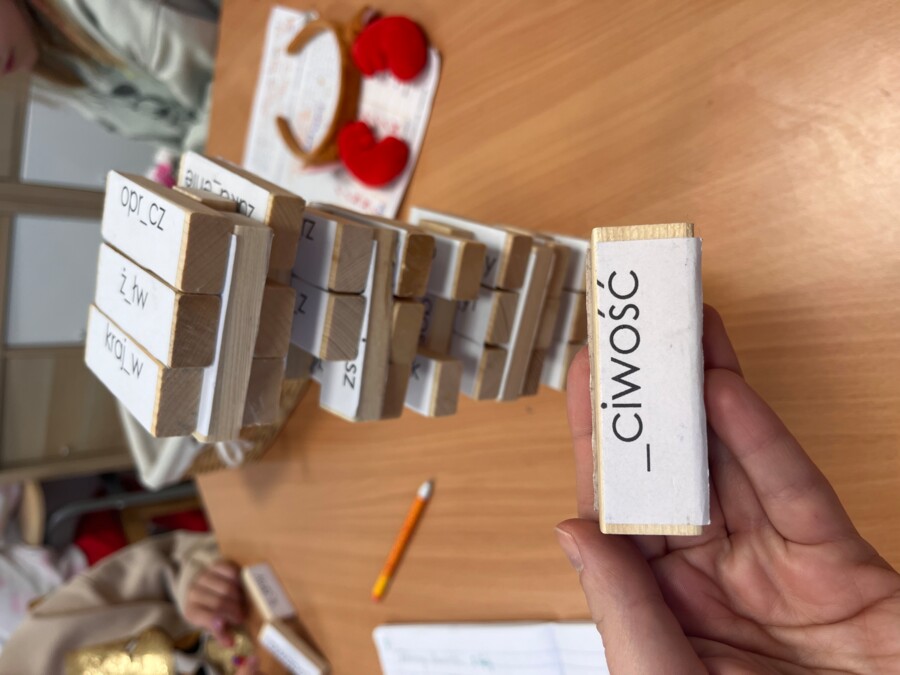 Ortografia klocki różne trudności