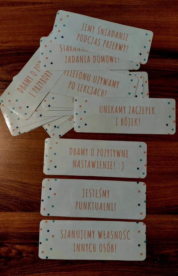 22 zasady klasowe na rozpoczęcie roku szkolnego etykiety napisy dekoracje