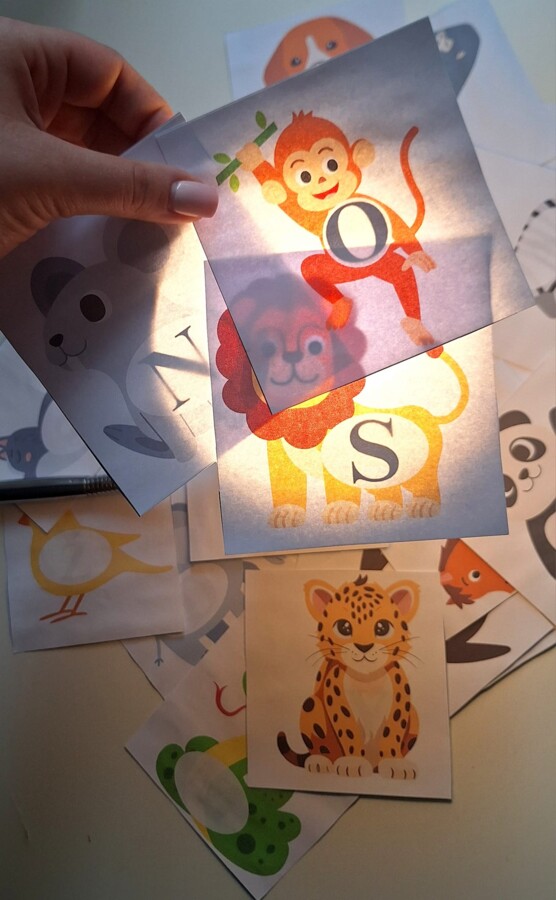 Zabawa latarkowa UKRYTE LITERKI