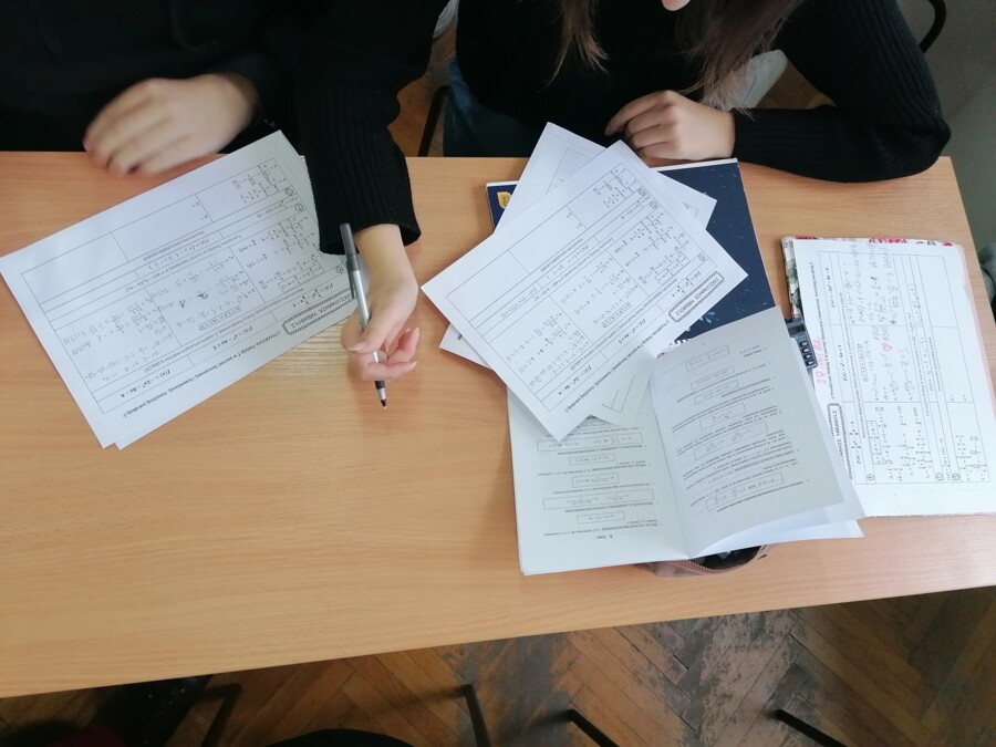 Szkicowanie paraboli - modelowanie