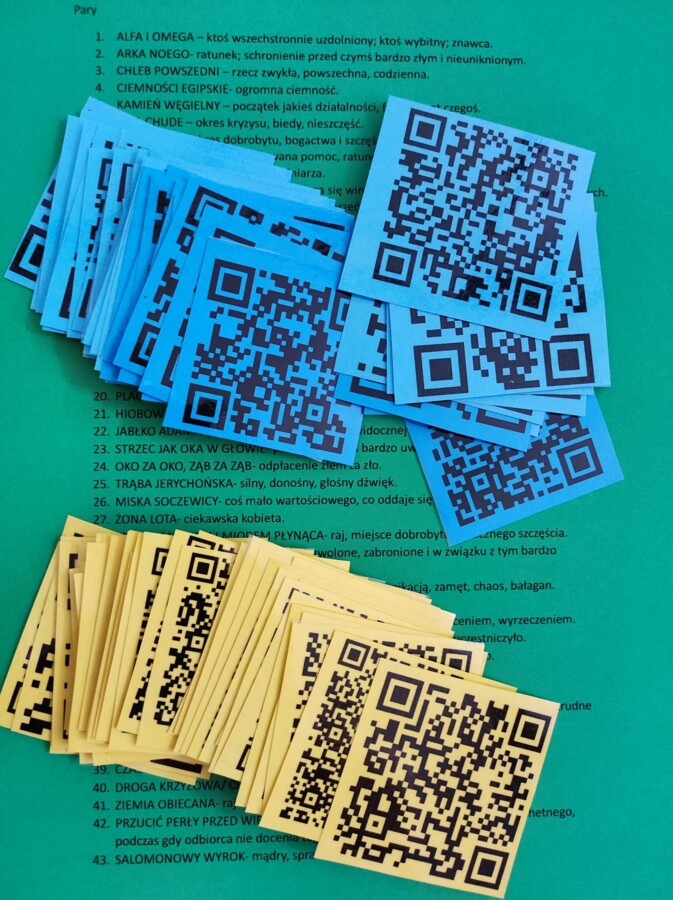Biblizmy w kodach QR zamknięte