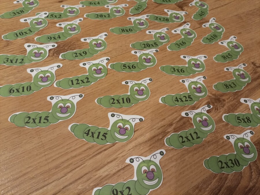 Matematyczne robaczki – gra matematyczna