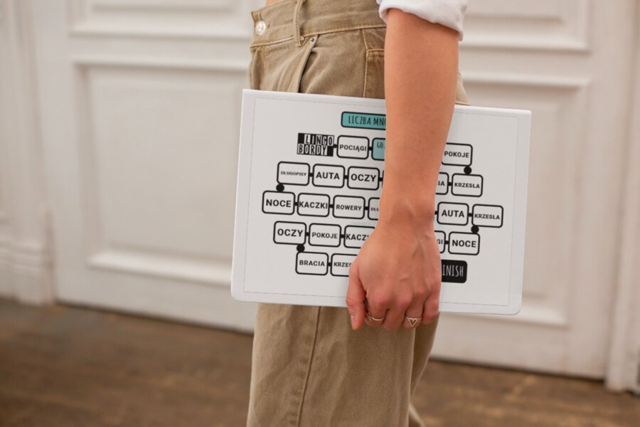 LICZBA MNOGA 01 - gra planszowa (wersja po polsku)