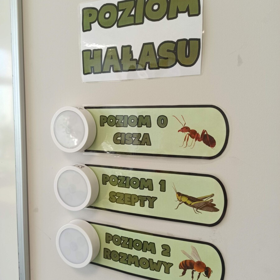 MATERIAŁY DEKORACYJNO-DYDAKTYCZNE DO SALI MATEMATYCZNEJ