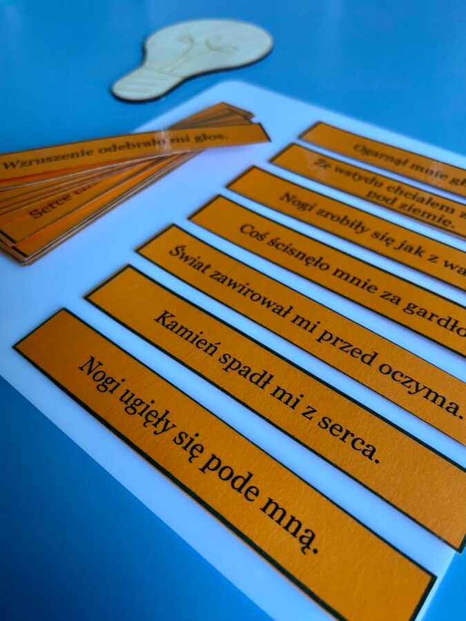 Frazeologizmy - emocje - przykłady