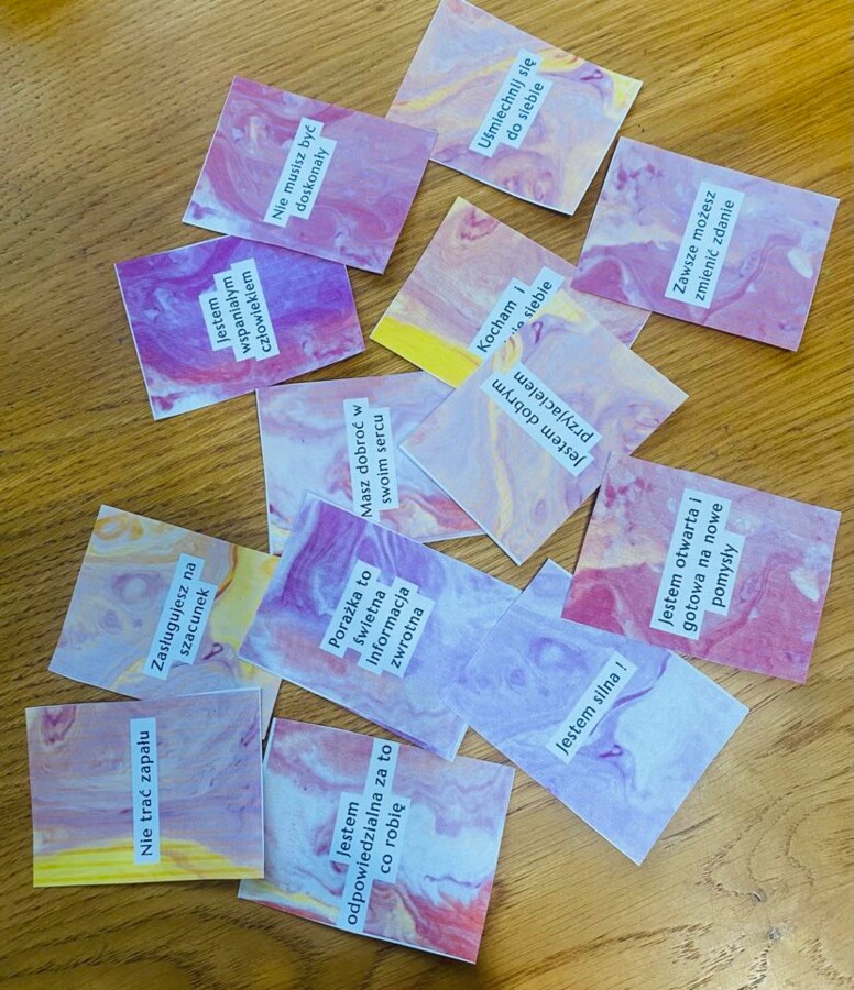 Afirmacje dla nastolatek