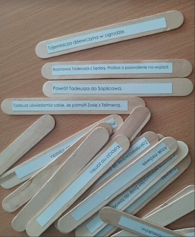Pan Tadeusz - plan wydarzeń na patyczkach