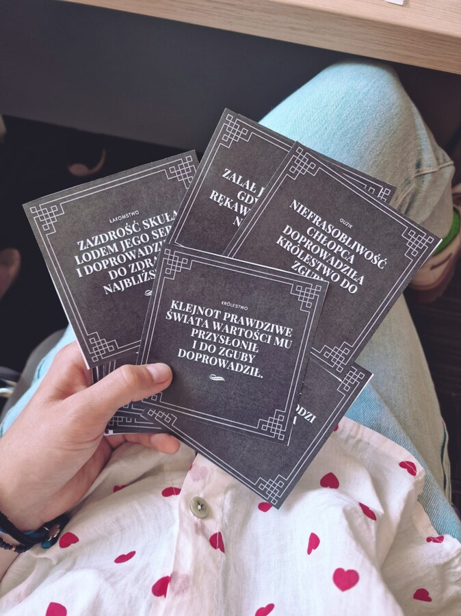 Czarne historie, czyli zagadki lekturowe dla klas 4-6