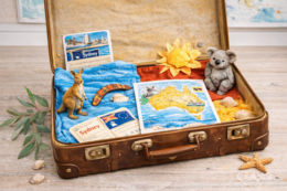 Australia w walizce, mapa Australii na podłodze, paszport podróżnika po Australii