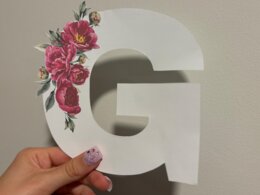 GIRLANDA Z PIWONIAMI - cały polski alfabet oraz cyfry