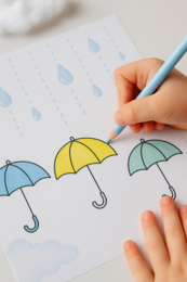 Kropelki na szybie – karta pracy do rysowania po śladzie