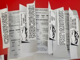 Składane wklejki odmienne części mowy