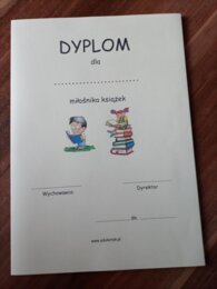 Dyplomy szkolne – pomoce dla nauczyciela