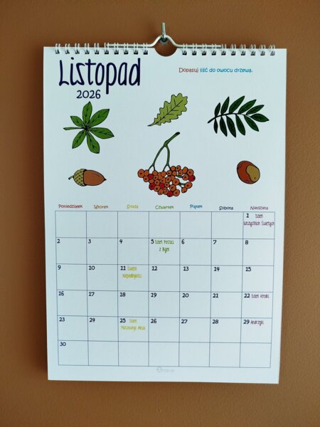 Kalendarz 2026 z kartą pracy na każdy miesiąc. Dni nietypowe.
