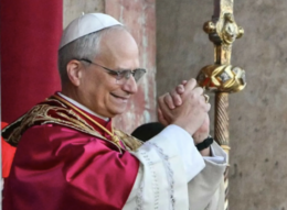 📜 GOTOWA GAZETKA – PAPIEŻ LEON XIV 🕊️ Nowy papież, nowa historia – piękna dekoracja do szkoły i nie tylko! 26 STRON DO DRUKU 🕊️