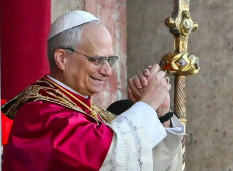 📜 GOTOWA GAZETKA – PAPIEŻ LEON XIV 🕊️ Nowy papież, nowa historia – piękna dekoracja do szkoły i nie tylko! 26 STRON DO DRUKU 🕊️