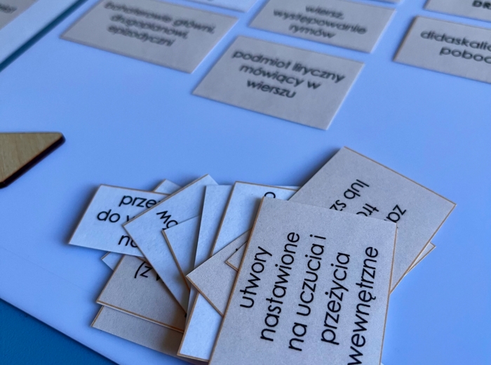 Rodzaje literackie - cechy - tabela