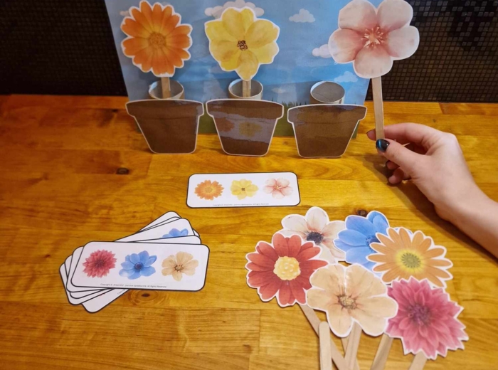 Układanka lewopółkulowa przestrzenna - kwiaty