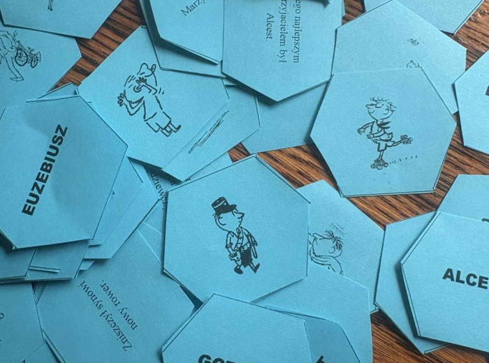 Mikołajek w plastrach miodu zamknięty