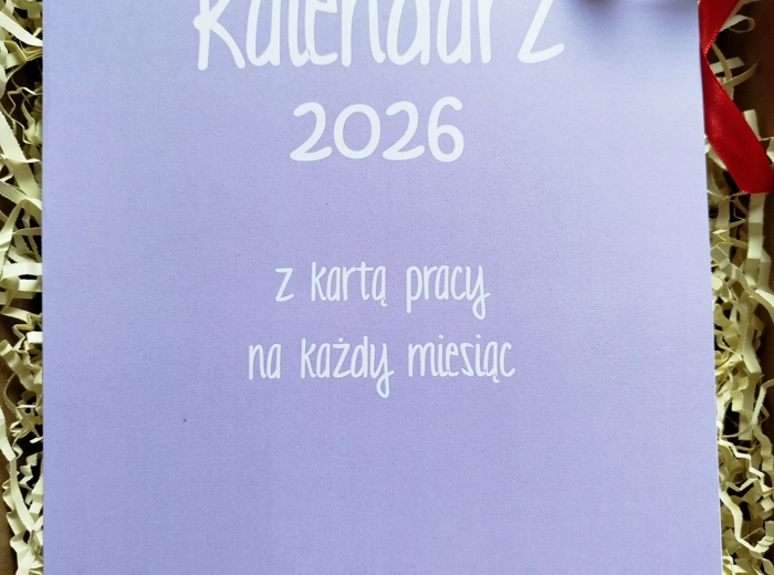 Kalendarz 2026 z kartą pracy na każdy miesiąc. Dni nietypowe.