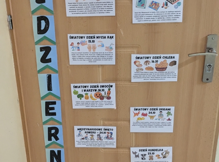 Gazetka na drzwi klasowe – święta nietypowe październik