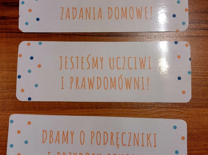 22 zasady klasowe na rozpoczęcie roku szkolnego etykiety napisy dekoracje