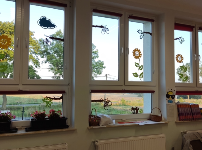 Jesienne szablony - dekoracja na okna