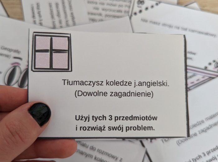 Użyj tych trzech przedmiotów i rozwiąż swój problem. Kreatywna gra.