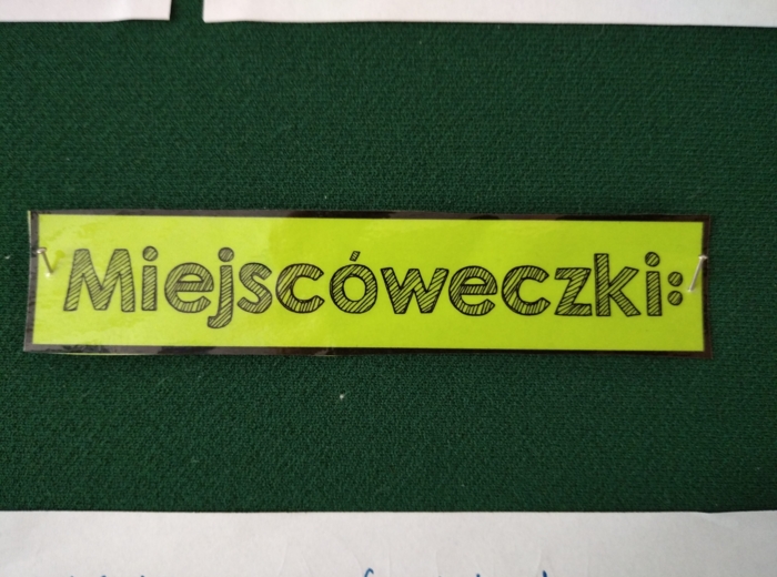 Baner na początek roku szkolnego i nagłówki na tablicę ogłoszeń