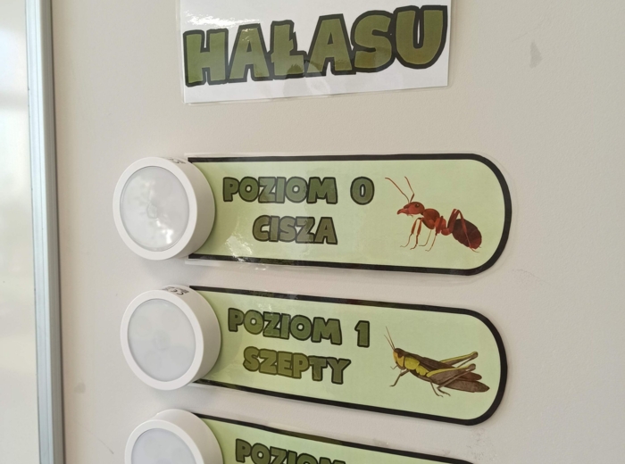 MATERIAŁY DEKORACYJNO-DYDAKTYCZNE DO SALI MATEMATYCZNEJ