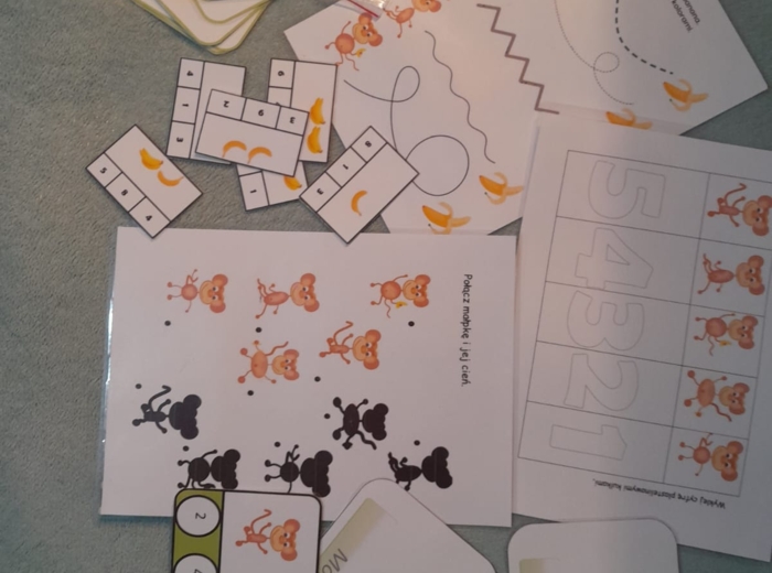 5 little monkeys rymowanka dziecięca piosenka UTRWALENIE LICZB 1-5