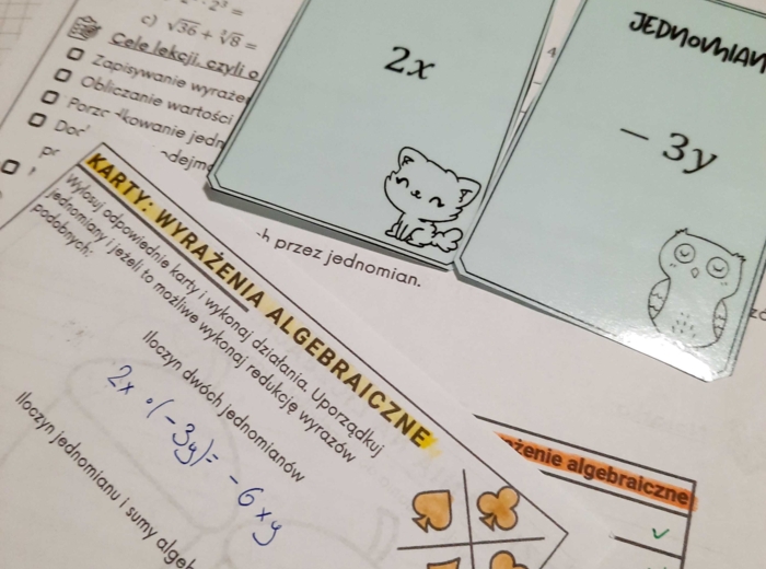 Gra karciana z wyrażeń algebraicznych (klasa 6,7,8)