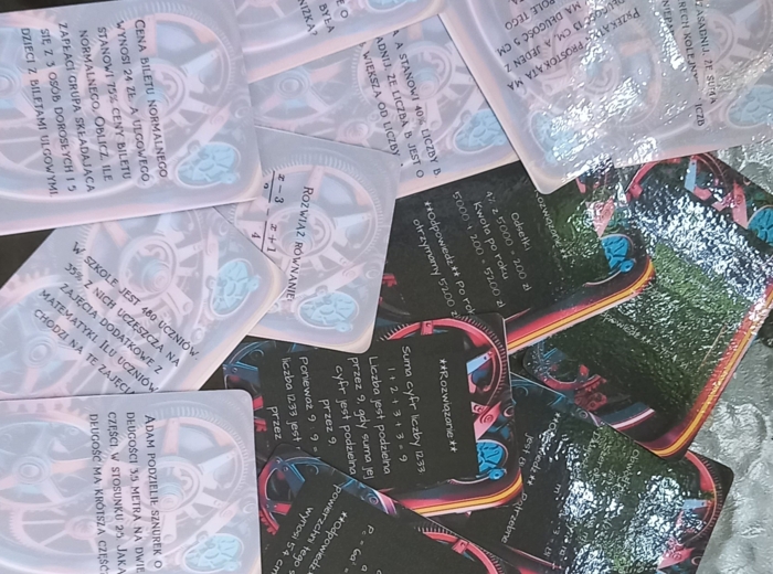 Fiszki E8 matematyka zestaw III - zadania otwarte krótkiej odpowiedzi