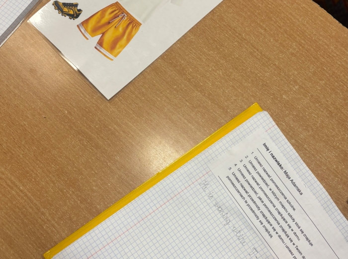 Outfit Cards – Clothes Speaking & Writing Activities