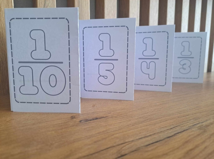 Książeczka ułamkowa - trzy czwarte. Ułamki zwykłe - klasa 4, 5