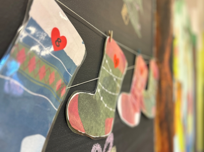 Polonistyczny kalendarz adwentowy dla klasy 7 i 8. Aż 43 zadania!