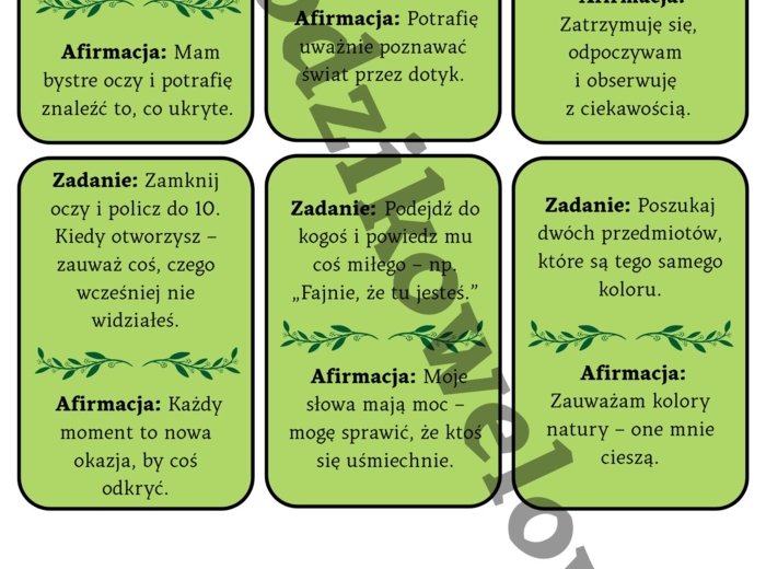 Karty mocy w lesie i parku