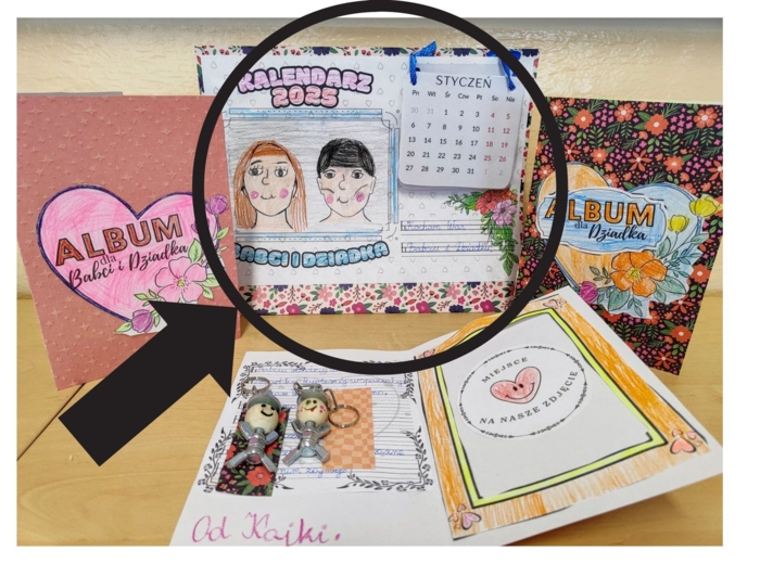 Kalendarz dla Babci i Dziadka 2025