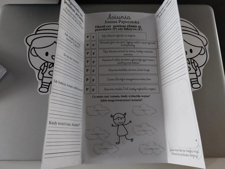 Asiunia- lapbook +miniksiążeczka
